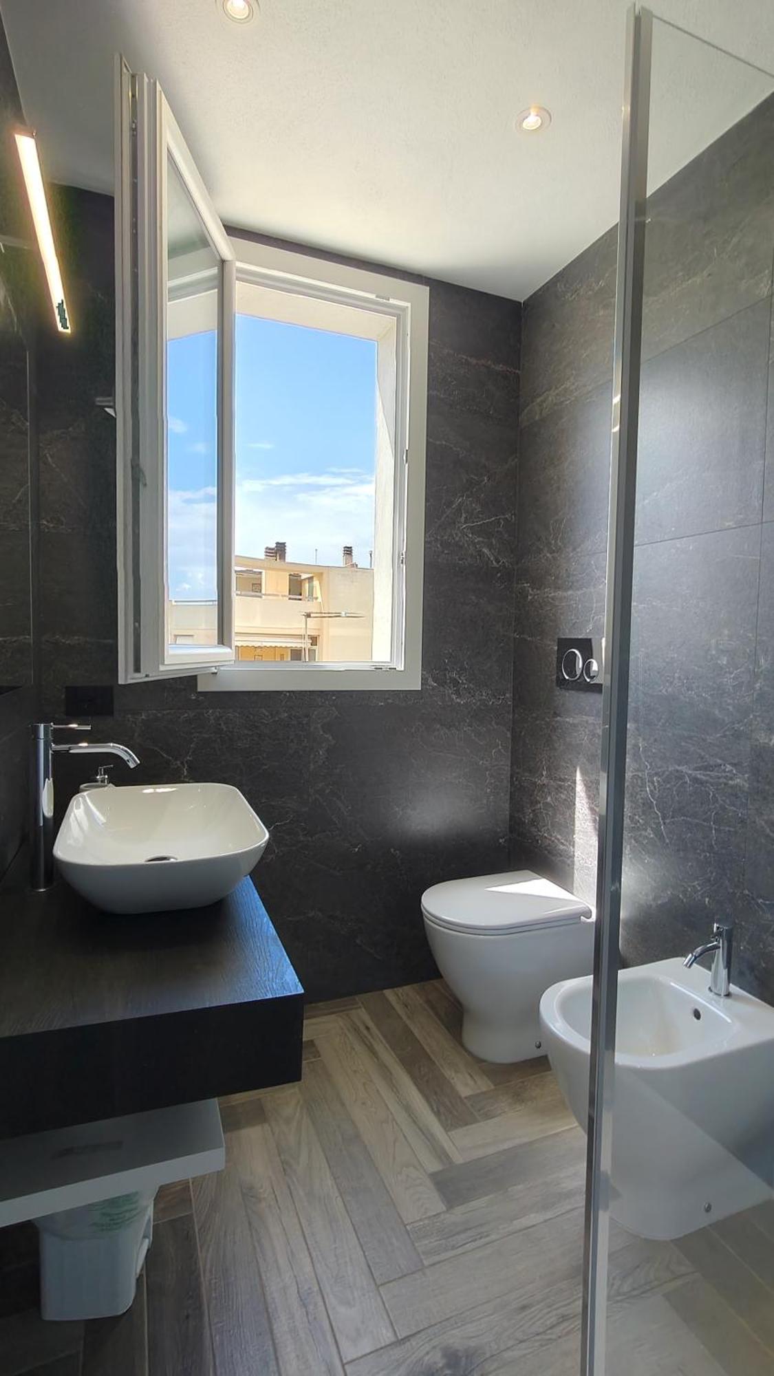 Hotel Stanza Idromassaggio 2 Quartu SantʼElena Esterno foto